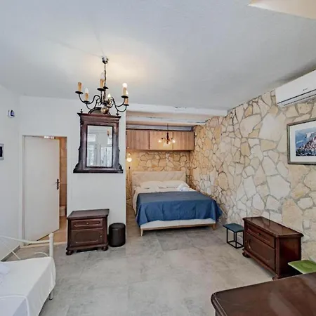 Olive House Дом отдыха Стон