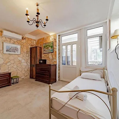 Semesterbostad Olive House *